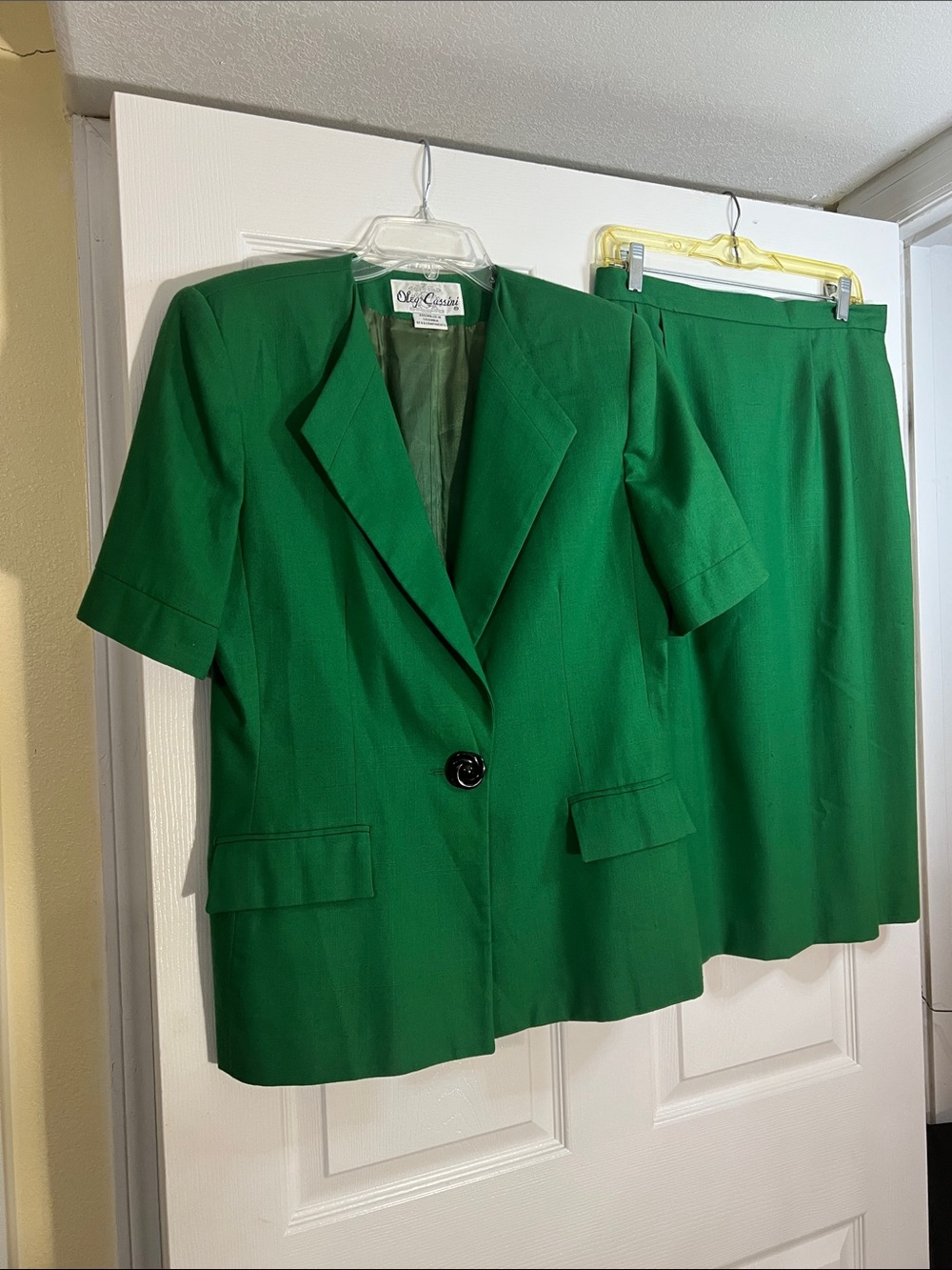 Oleg Cassini Vibrant Green Short-Sleeve Blazer & Skirt Set